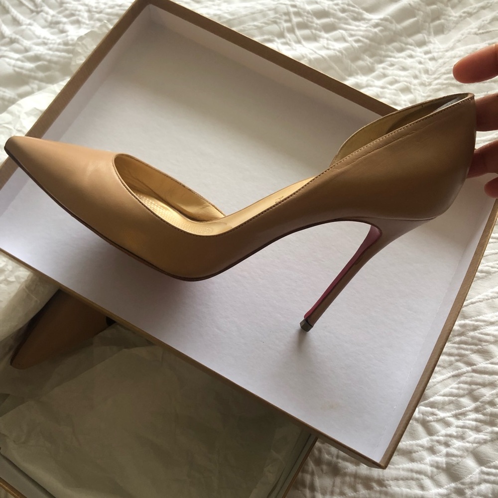Christian Loubs Iriza Kidd nude 100mm